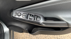 Nissan Juke 1.0 DiG-T N-Connecta 5dr Petrol Hatchback